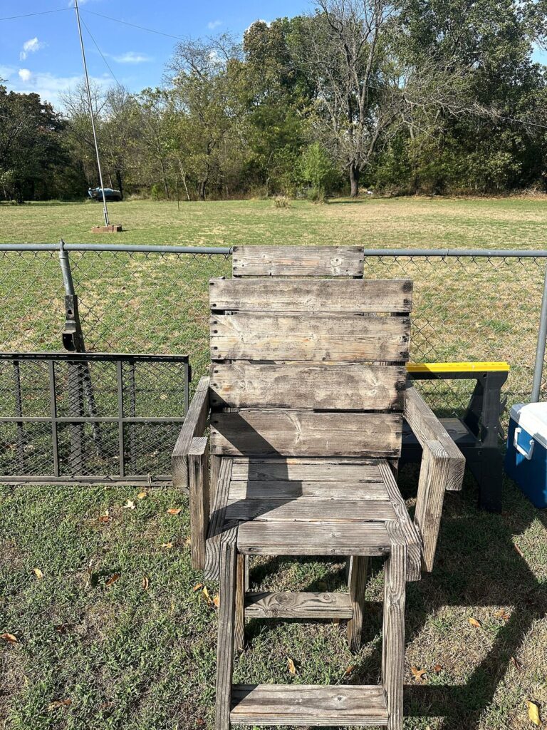 Wood bar-height outdoor chair