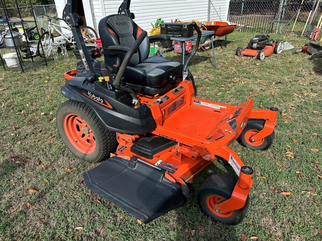Kubota Z400 zero-turn mower with 54-inch deck