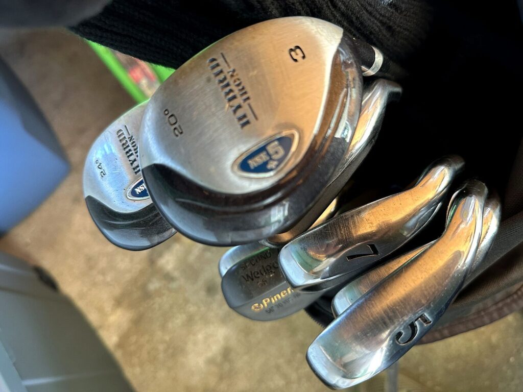 Pinemeadow golf clubs with stand bag