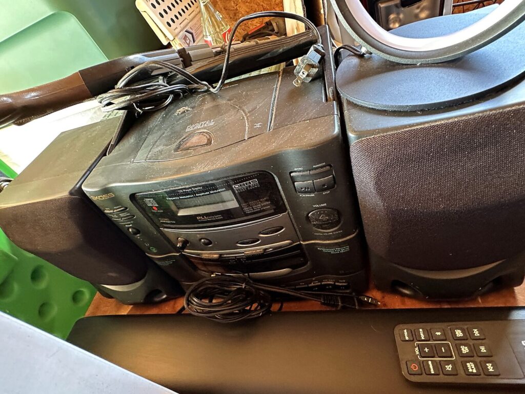 Koss CD cassette stereo with speakers and ring light