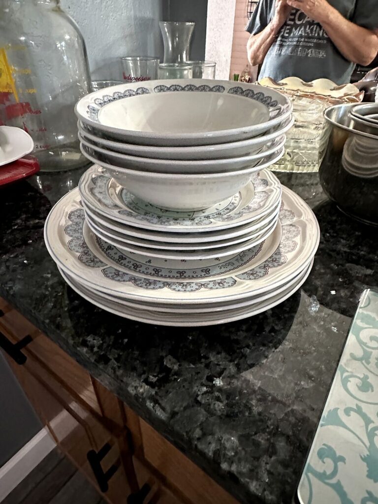 Stoneware dinnerware set, glass jar and mixing bowls