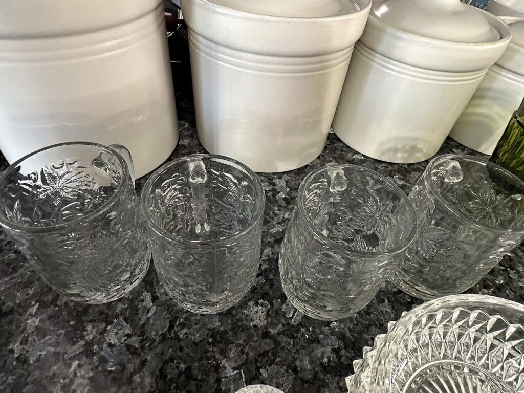 Embossed clear glass mugs