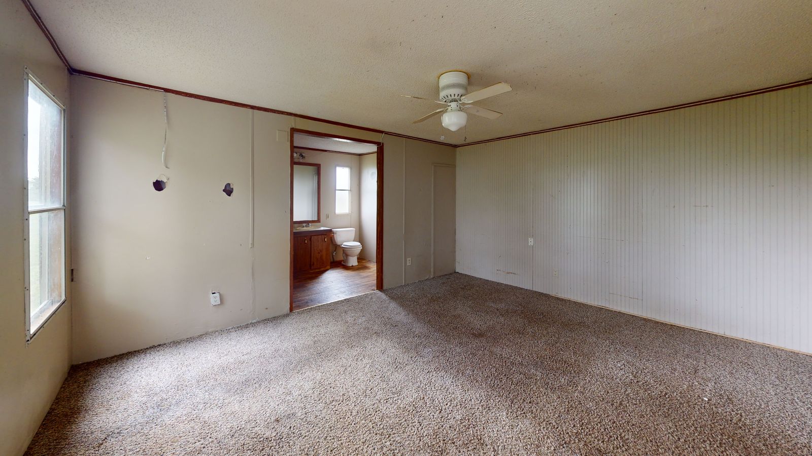 1994 manufactured home (Trailer 4), Estate of Thomas E. Senkevech auction, 17014 E. Long Knife Rd., Nevada, MO — Bedroom
