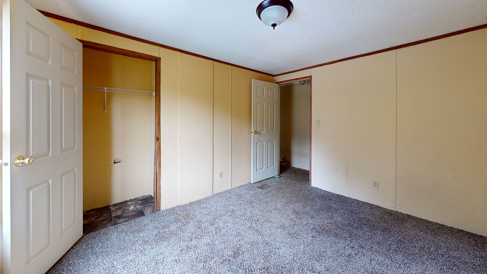 1994 manufactured home (Trailer 4), Estate of Thomas E. Senkevech auction, 17014 E. Long Knife Rd., Nevada, MO — Bedroom