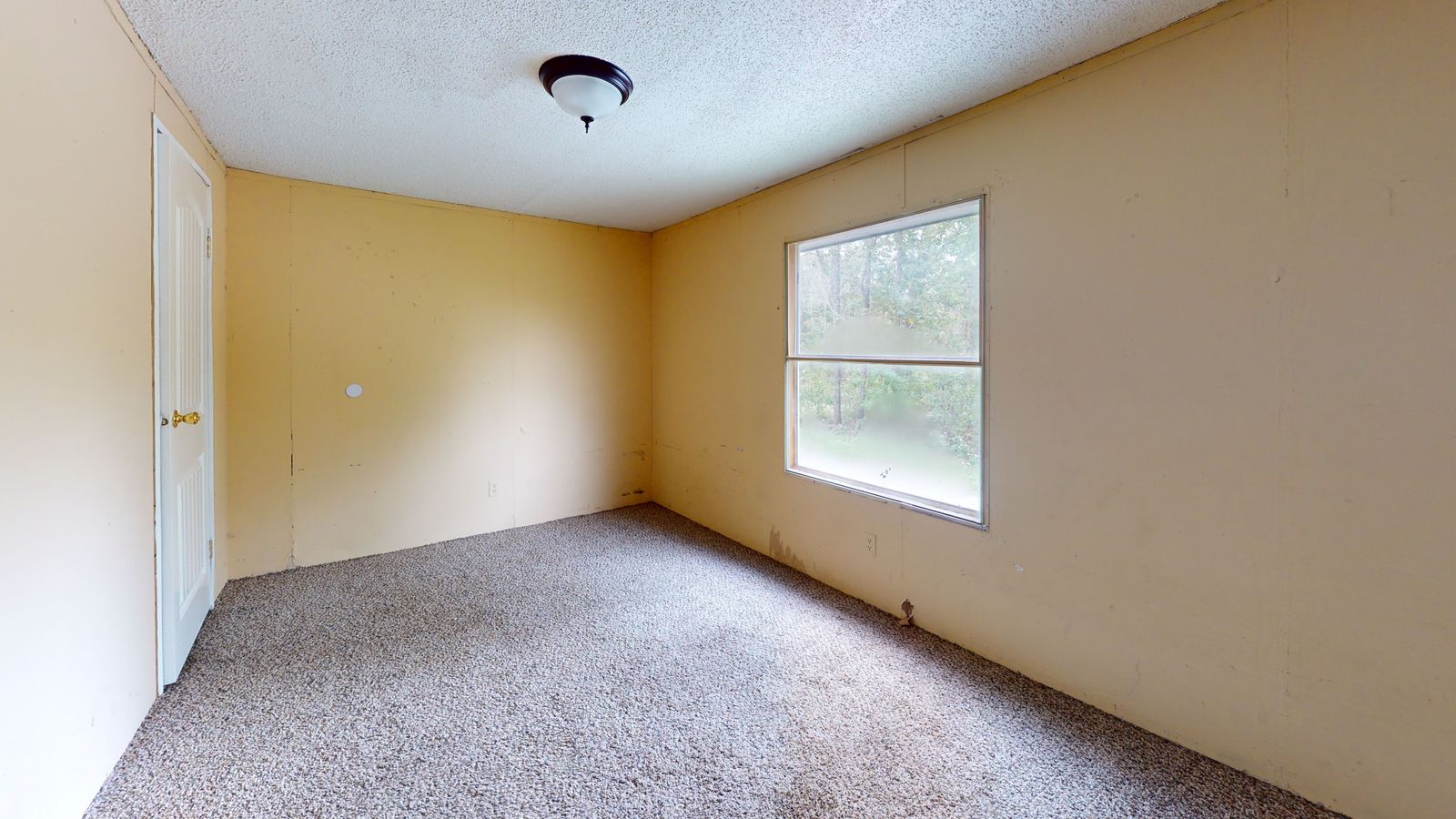 1994 manufactured home (Trailer 4), Estate of Thomas E. Senkevech auction, 17014 E. Long Knife Rd., Nevada, MO — Bedroom
